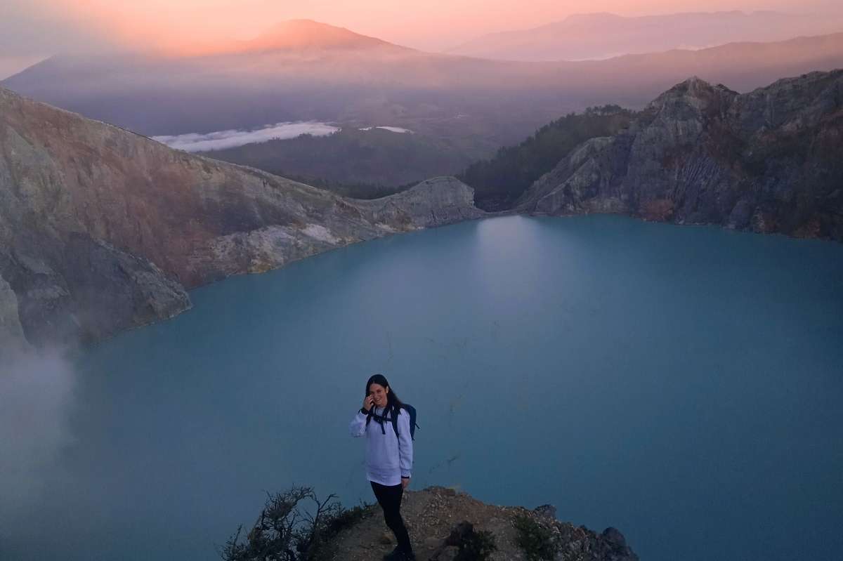 Picture _traveling to bromo ijen crater tour