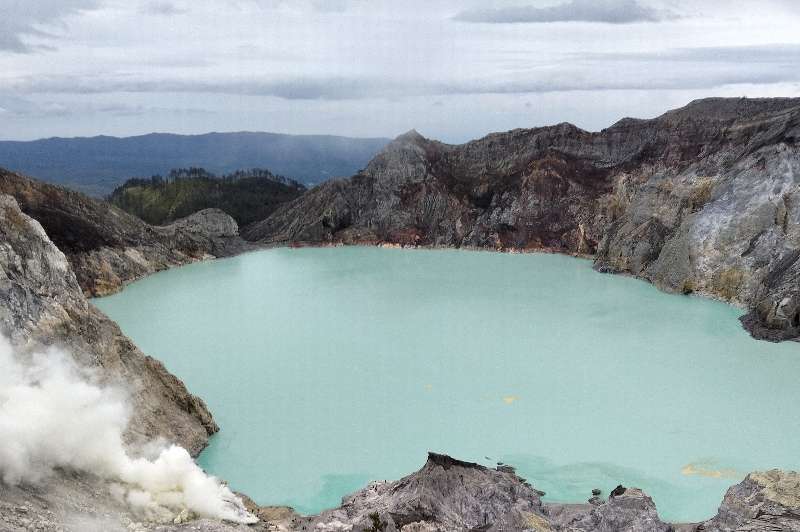 Make your a journey to Ijen Crater from Bali