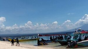 Explore tabuhan island Banyuwangi