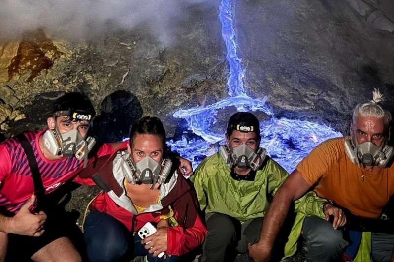 image ijen blue fire 2026